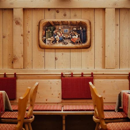 Hotel Alpenrose Arabba Bagian luar foto
