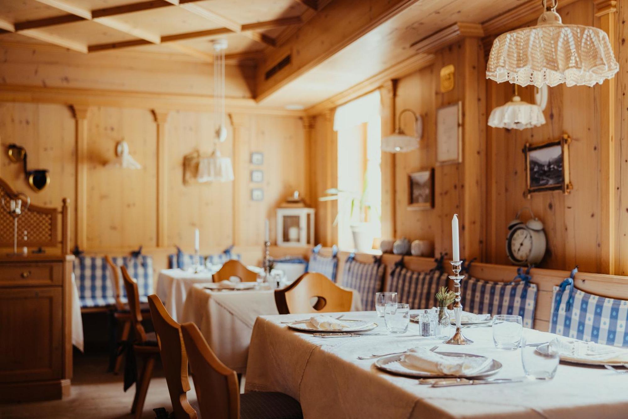 Hotel Alpenrose Arabba Bagian luar foto