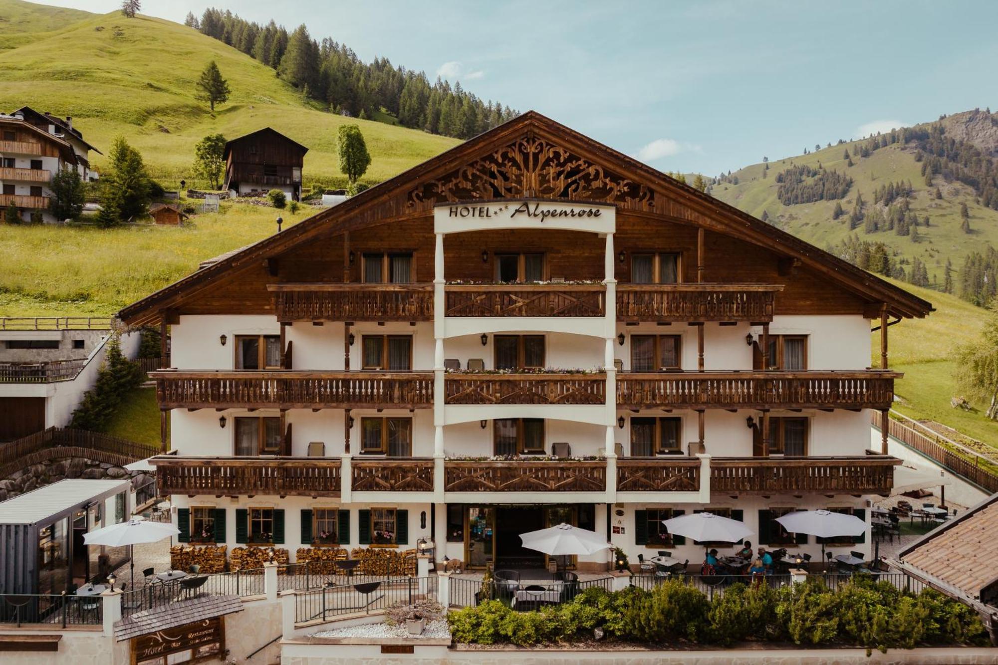 Hotel Alpenrose Arabba Bagian luar foto