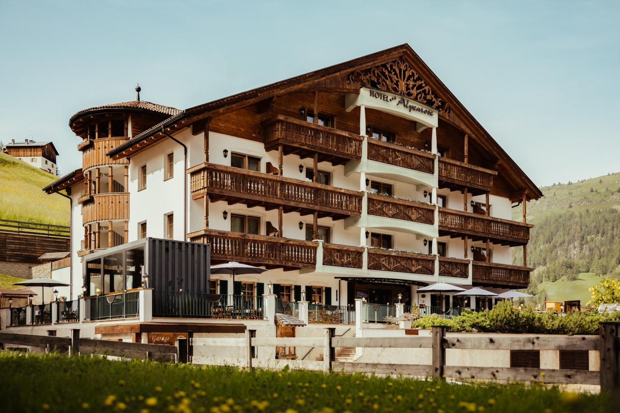 Hotel Alpenrose Arabba Bagian luar foto