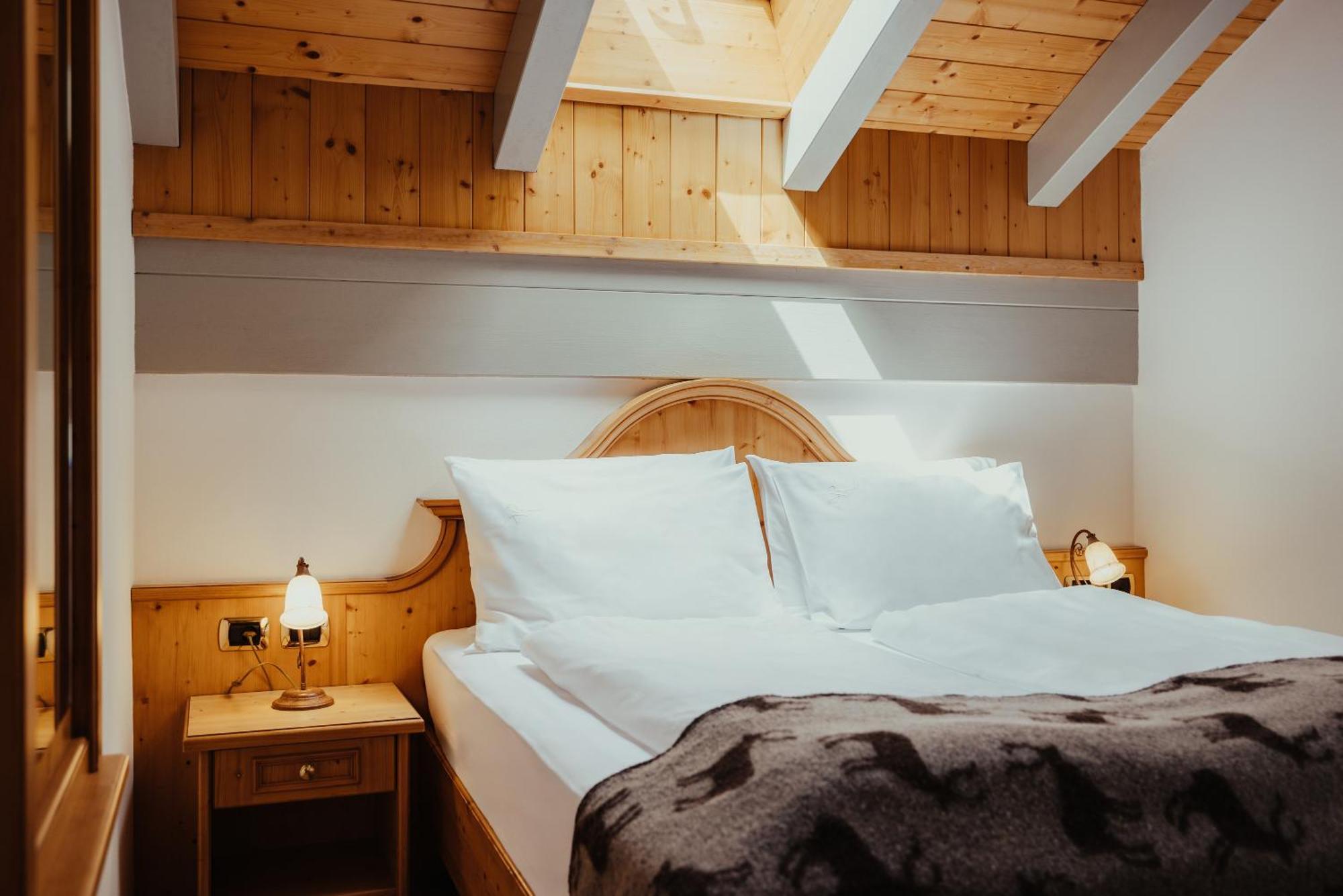 Hotel Alpenrose Arabba Bagian luar foto
