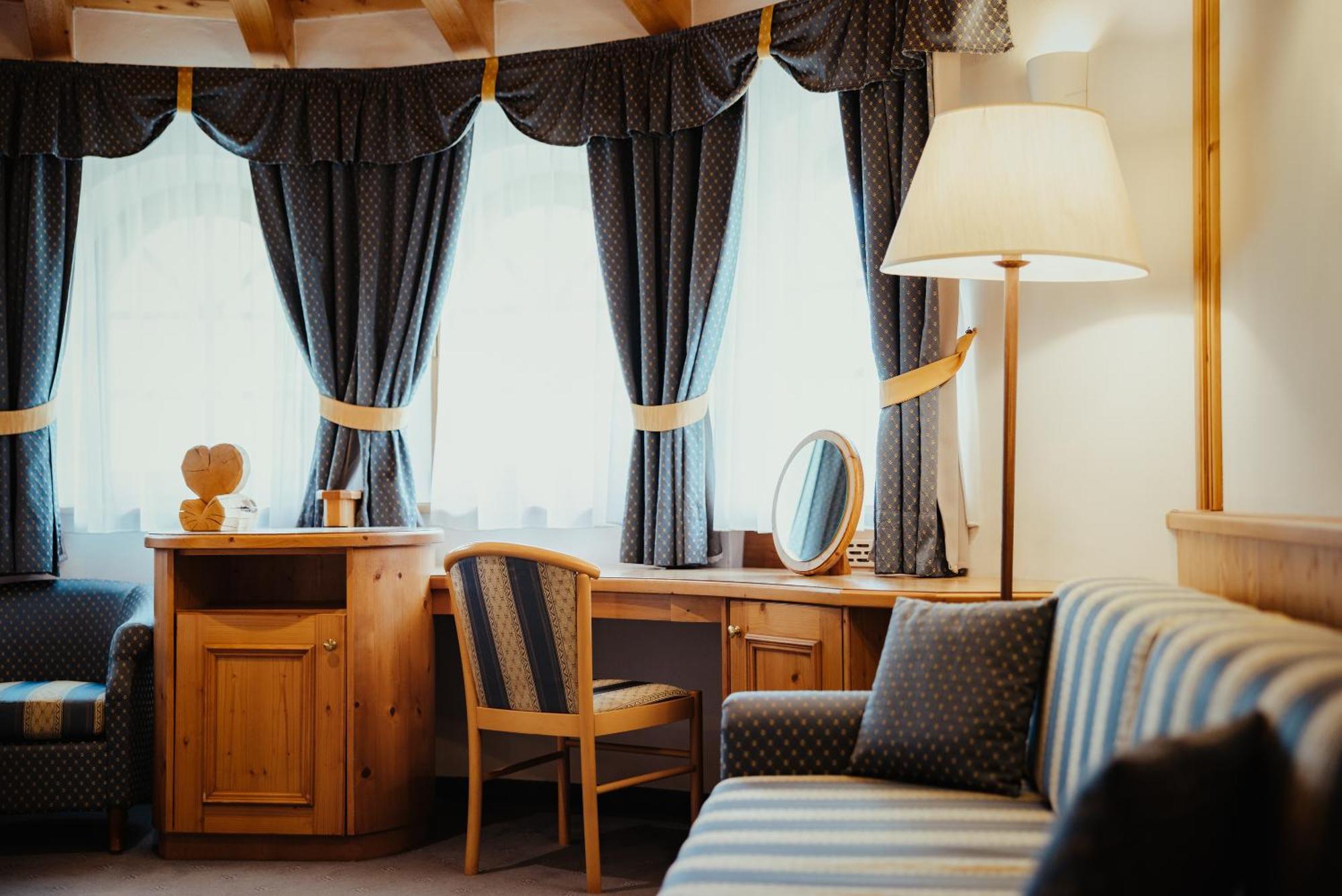 Hotel Alpenrose Arabba Bagian luar foto